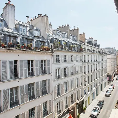 Appartamento Bnbnook - Chic 2br - Champs-elysees & Lafayette Parigi